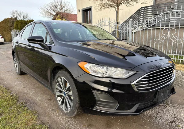 śląskie Ford Fusion cena 38000 przebieg: 54300, rok produkcji 2020 z Rybnik